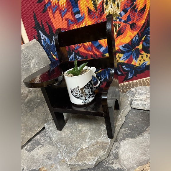 High Gloss Dark Brown Doll Chair Plant Stand/ Prop - Picture 9 of 12